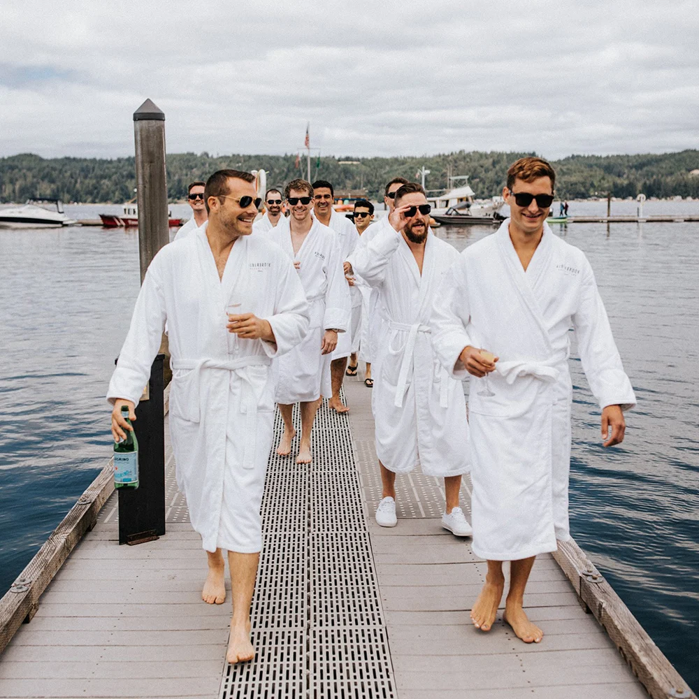 How to Choose the Perfect Getting Ready Set for Your Groomsmen