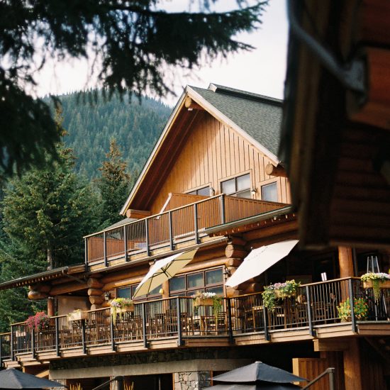 Island Lake Lodge