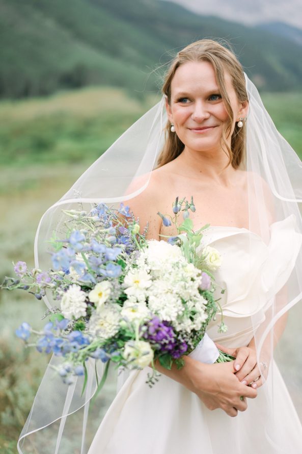 Pastel summer wedding Pine Creek Cookhouse rocky mountain bride31