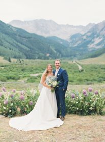 Pastel summer wedding Pine Creek Cookhouse rocky mountain bride32