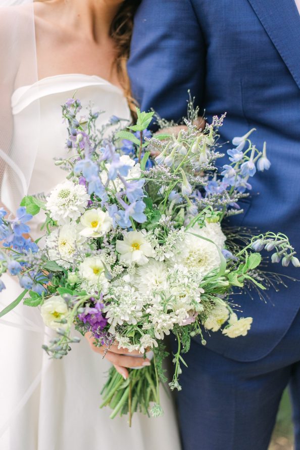Pastel summer wedding Pine Creek Cookhouse rocky mountain bride33