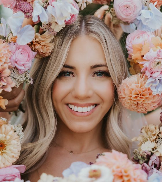 A Romantic Utah Wedding Day Filled with Airy Pastel Blooms