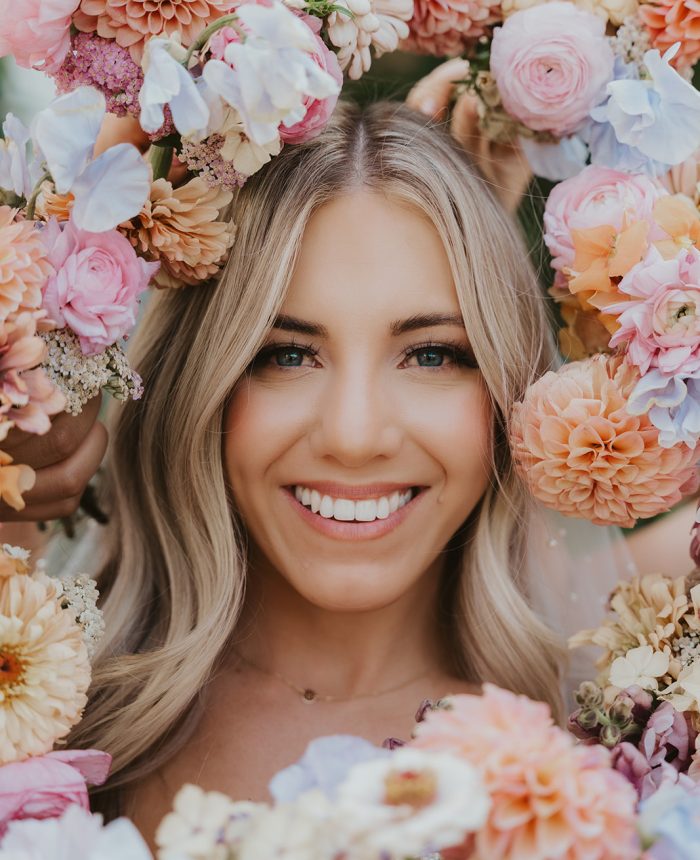 A Romantic Utah Wedding Day Filled with Airy Pastel Blooms