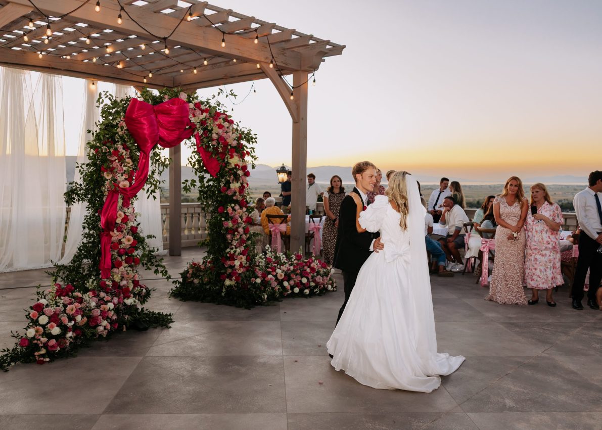 Utah pink and red wedding Ally J Photo rocky mountain bride33