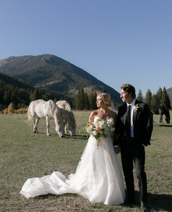 320 Guest Ranch Wedding with Beautifully Layered Details
