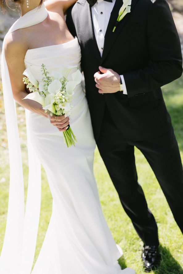 50th Parallel Estate Kelowna summer wedding Keeley Joy Photography rocky mountain bride12