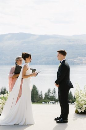 50th Parallel Estate Kelowna summer wedding Keeley Joy Photography rocky mountain bride28
