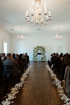 Aldea Weddings at The Landmark winter wedding Cloud 9 Blooms rocky mountain bride15
