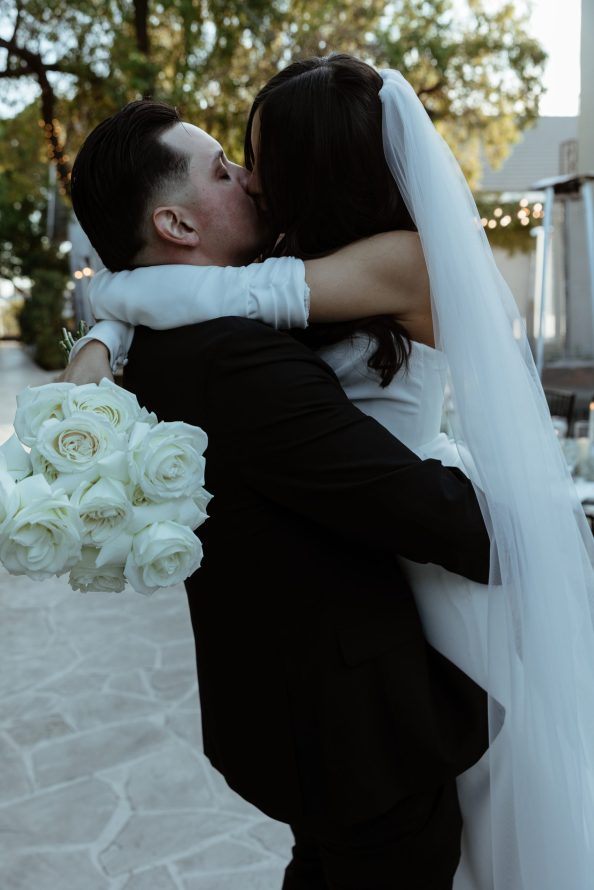 Aldea Weddings at The Landmark winter wedding Cloud 9 Blooms rocky mountain bride33