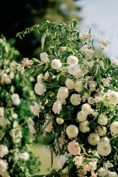Hart House Restaurant summer wedding Smitten Events rocky mountain bride37