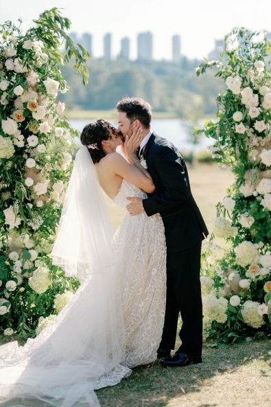 Hart House Restaurant summer wedding Smitten Events rocky mountain bride46