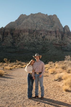 Red Rock Canyon Nevada couple portraits Lexie Biermann Photography rocky mountain bride13