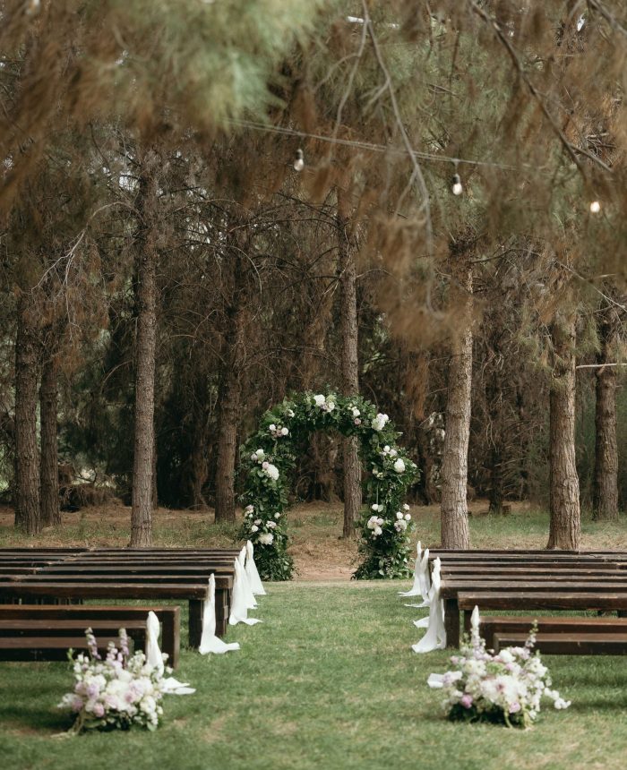 A Romantic Arizona Wedding Layered with Soft Lavender Blooms