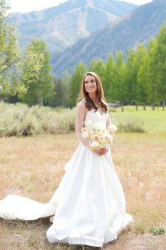 Sun Valley Resort summer wedding Kirsten Shultz Photography rocky mountain bride13