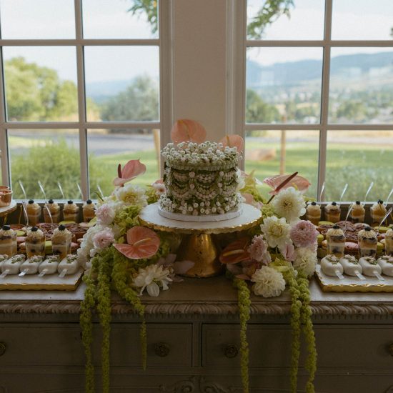 Fun and Fresh Botanical Palette Wedding at a Colorado Estate