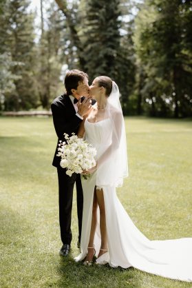 The Norland Historic Estate summer wedding Schae Photography rocky mountain bride21