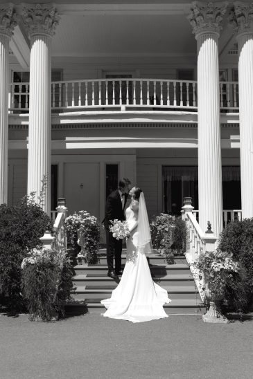 The Norland Historic Estate summer wedding Schae Photography rocky mountain bride32