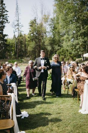 University of Alberta Botanic Gardens winter wedding The Camera Crew Co rocky mountain bride18