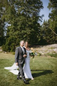 University of Alberta Botanic Gardens winter wedding The Camera Crew Co rocky mountain bride20