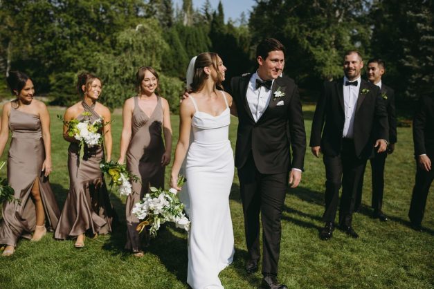 University of Alberta Botanic Gardens winter wedding The Camera Crew Co rocky mountain bride36