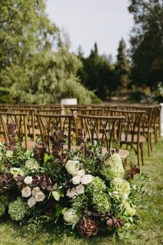 University of Alberta Botanic Gardens winter wedding The Camera Crew Co rocky mountain bride9