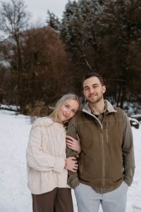 Bri Parkin Photography winter engagements in utah rocky mountain bride11