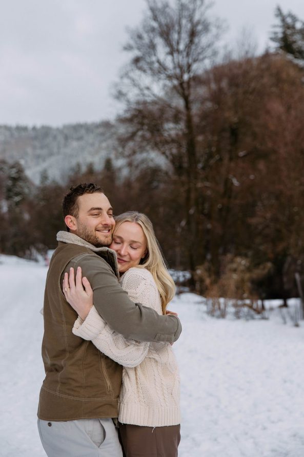 Bri Parkin Photography winter engagements in utah rocky mountain bride13