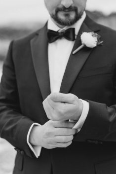 Four Seasons Resort Rancho Encantado Santa Fe winter wedding Maura Jane Photography rocky mountain bride15