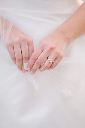 Four Seasons Resort Rancho Encantado Santa Fe winter wedding Maura Jane Photography rocky mountain bride2