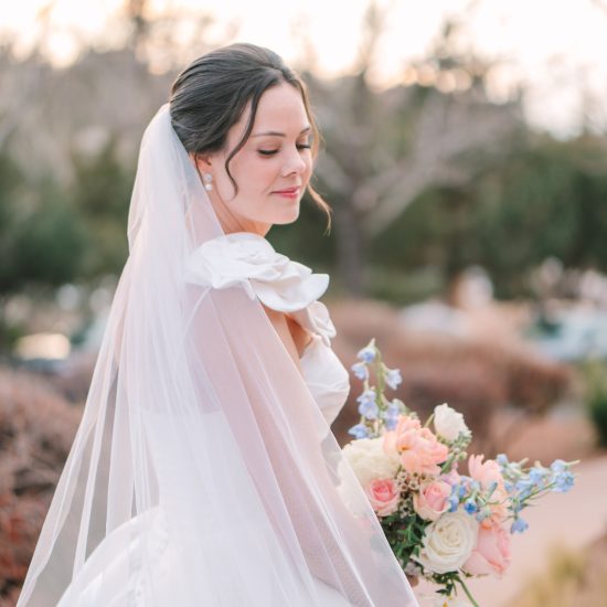 Soft and Lively Winter Wedding in Santa Fe