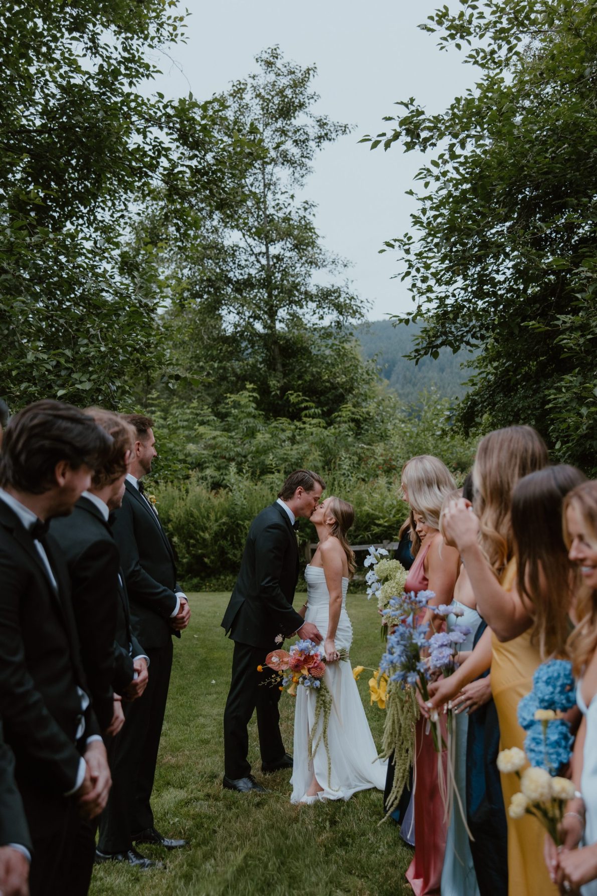 Howdy Pictures summer wedding british columbia rocky mountain bride29