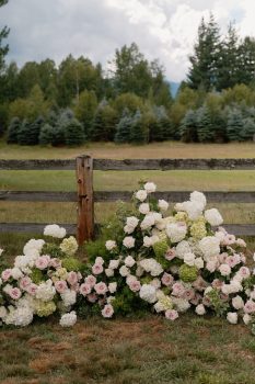 Sandpoint idaho summer wedding Peyton Byford Photography rocky mountain bride48