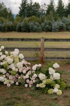 Sandpoint idaho summer wedding Peyton Byford Photography rocky mountain bride49