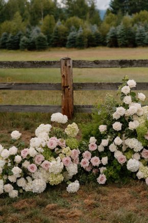 Sandpoint idaho summer wedding Peyton Byford Photography rocky mountain bride52