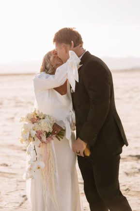 Bonneville Salt Flats bridals Dakota Sue Photography rocky mountain bride31