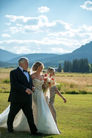 Fox Fields summer wedding Entenmann Photography rocky mountain bride33