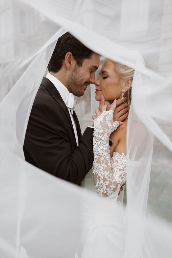 Greystone Castle summer wedding rocky mountain bride45