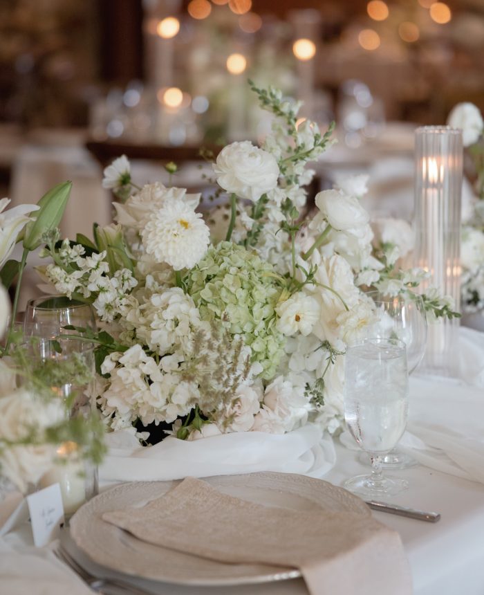 Timelessly Elegant Mansion Wedding in Colorado