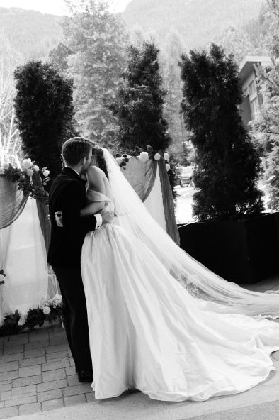 Nita Lake Lodge summer wedding Nadia Hung Co. rocky mountain bride10