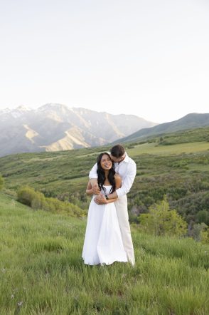 Spring utah meadow engagement session Brynn Kelley Photography rocky mountain bride14