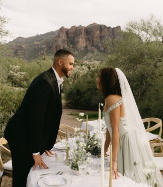 Superstition Mountains styled shoot arizona Cam Dever Photograpphy rocky mountain bride9