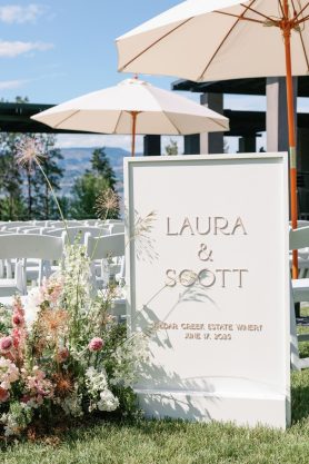CedarCreek Estate Winery spring wedding Boketto Photography rocky mountain bride32