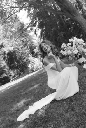 CedarCreek Estate Winery spring wedding Boketto Photography rocky mountain bride4