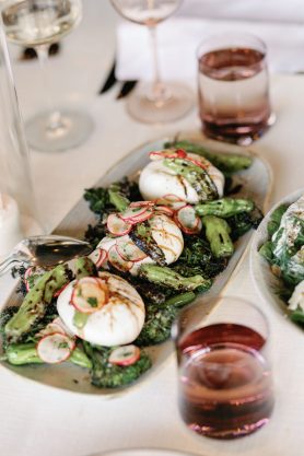 CedarCreek Estate Winery spring wedding Boketto Photography rocky mountain bride46