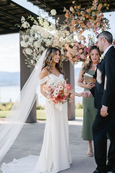 CedarCreek Estate Winery spring wedding Boketto Photography rocky mountain bride7