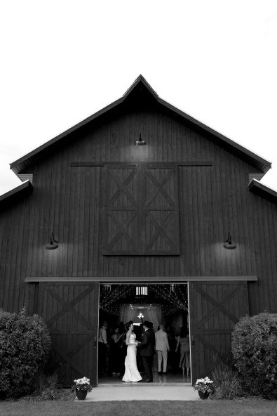 Sweet Haven Barn summer wedding Lottie Weddings rocky mountain bride20