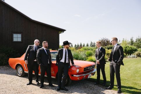 Sweet Haven Barn summer wedding Lottie Weddings rocky mountain bride21