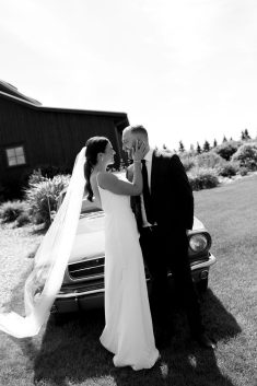 Sweet Haven Barn summer wedding Lottie Weddings rocky mountain bride26
