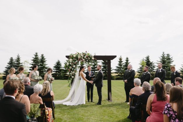 Sweet Haven Barn summer wedding Lottie Weddings rocky mountain bride46