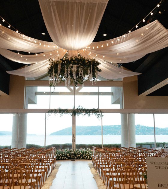 Foggy and Pretty Autumn Wedding at The Coeur d’Alene Resort